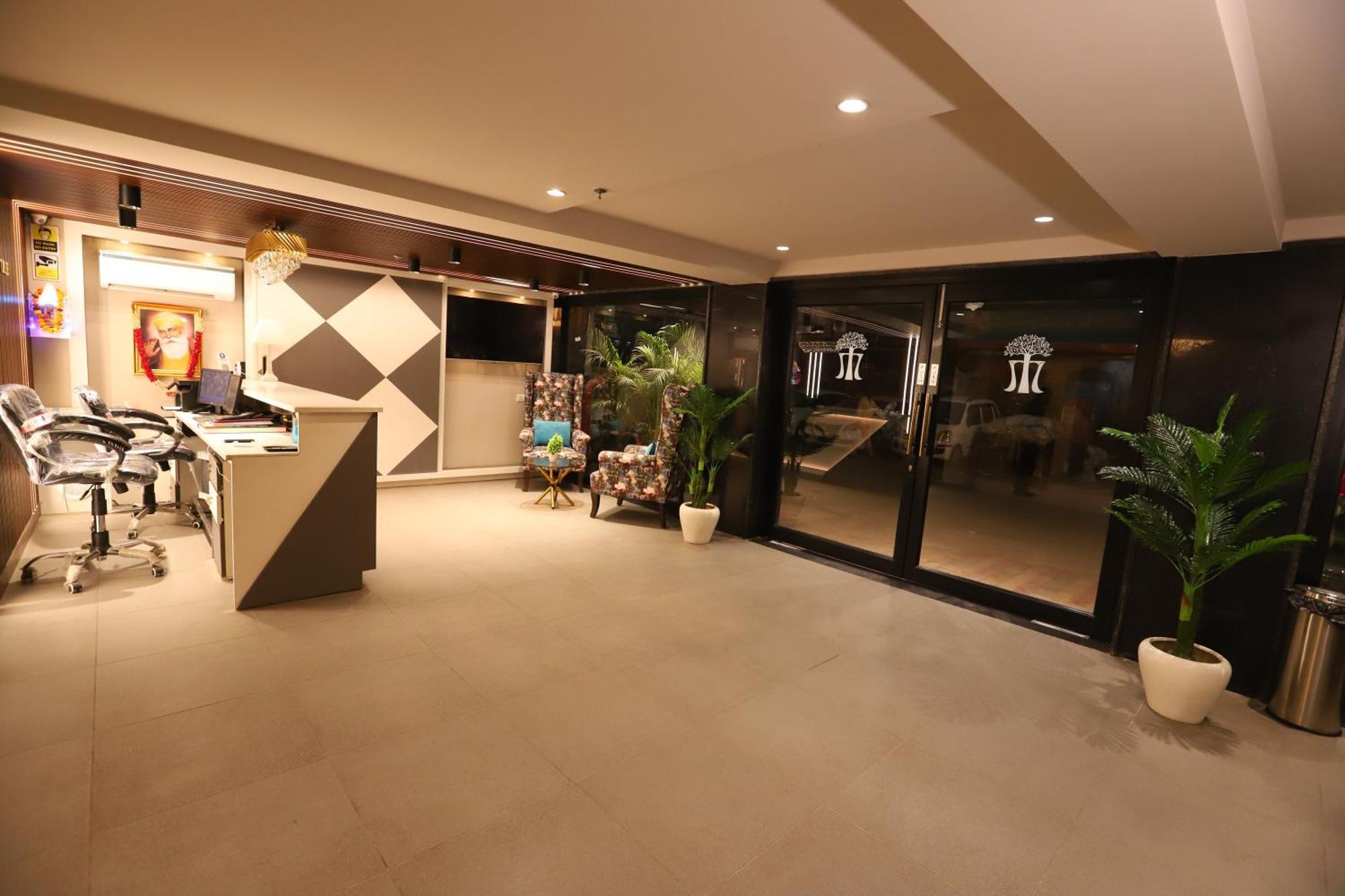 Hotel The Magic Tree - Paharganj Nova Deli Exterior foto